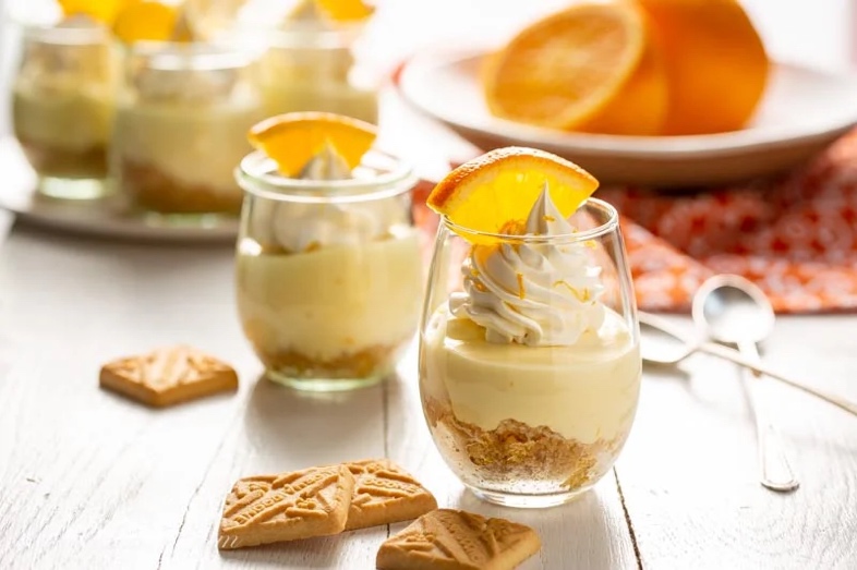 A dessert in a glass

Description automatically generated